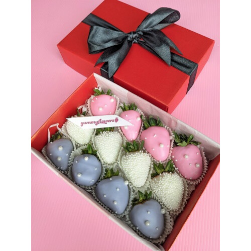 12pcs Pink, White & Purple Chocolate Strawberries Gift Box